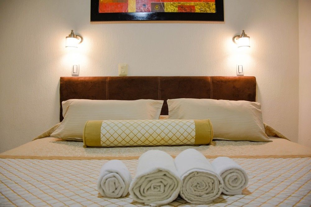 Tulipanes Cancún Esterno foto